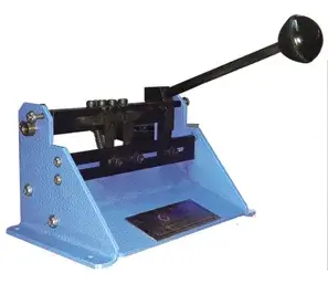 UNIVERSAL MANUAL PRE-FORMER UNIVERSAL MANUAL PRE-FORMER